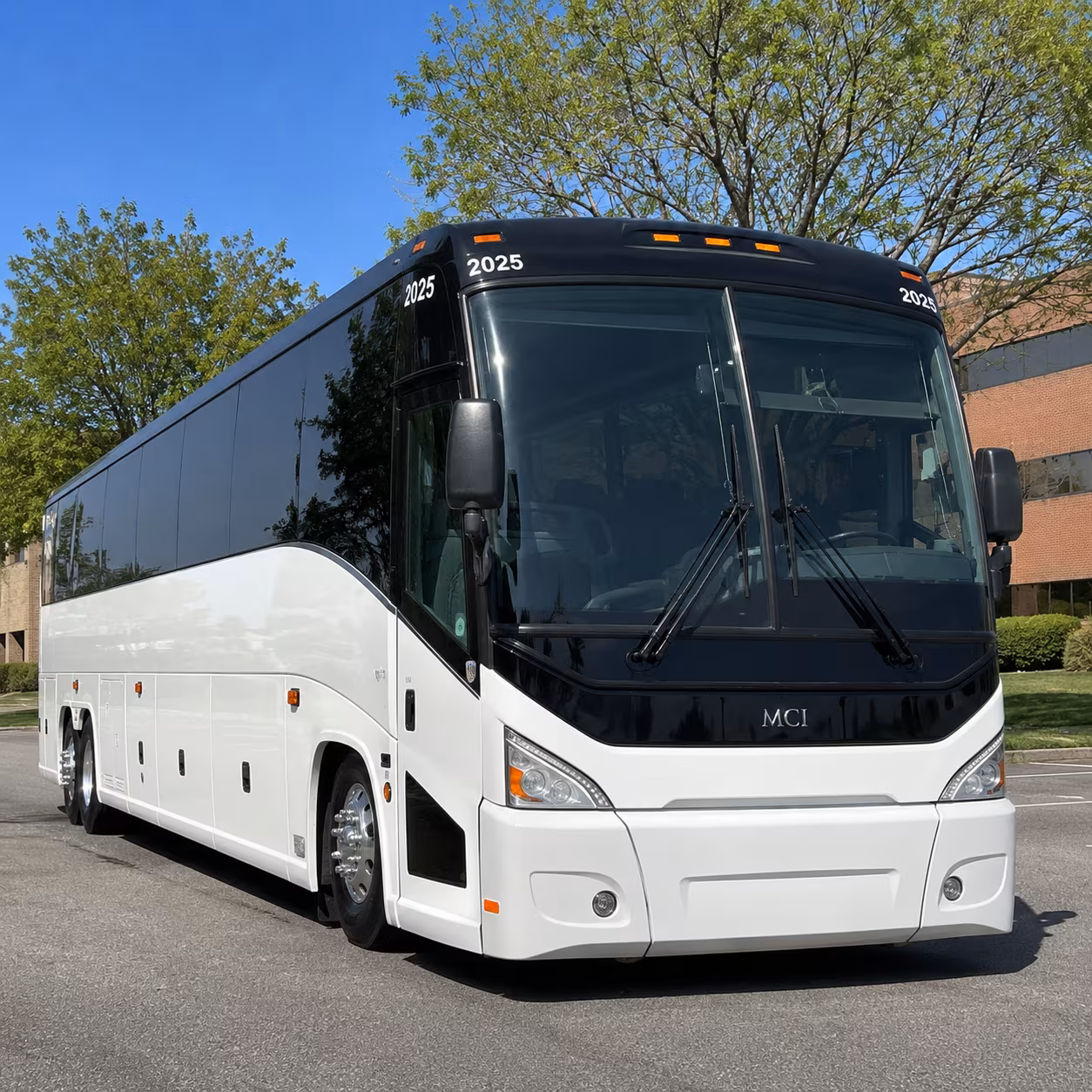 aventuracharterbuscompany com makes finding airport transportation in aventura florida easy