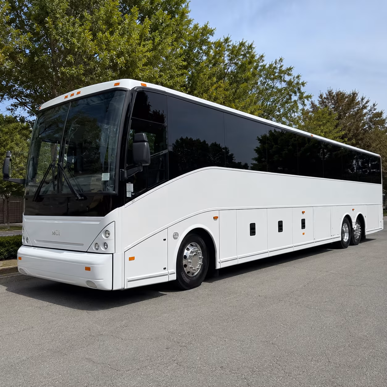 davie charter bus rental exterior