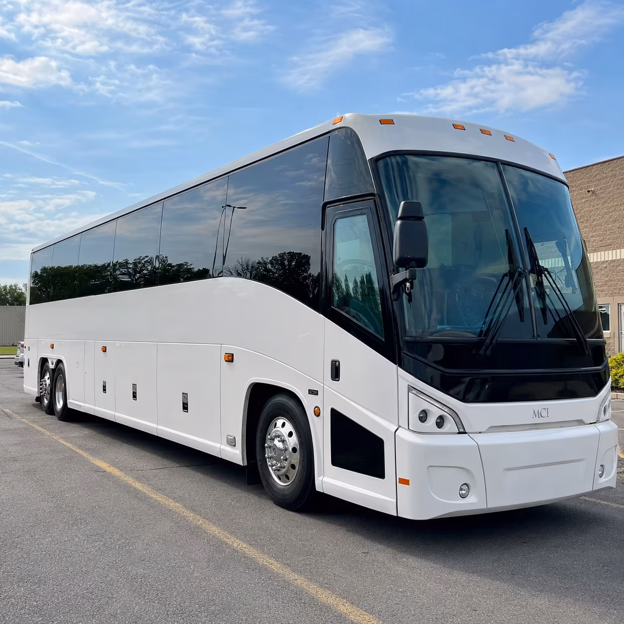 fll is just 15 miles away and aventuracharterbuscompany com gets you there without the i 95 headache