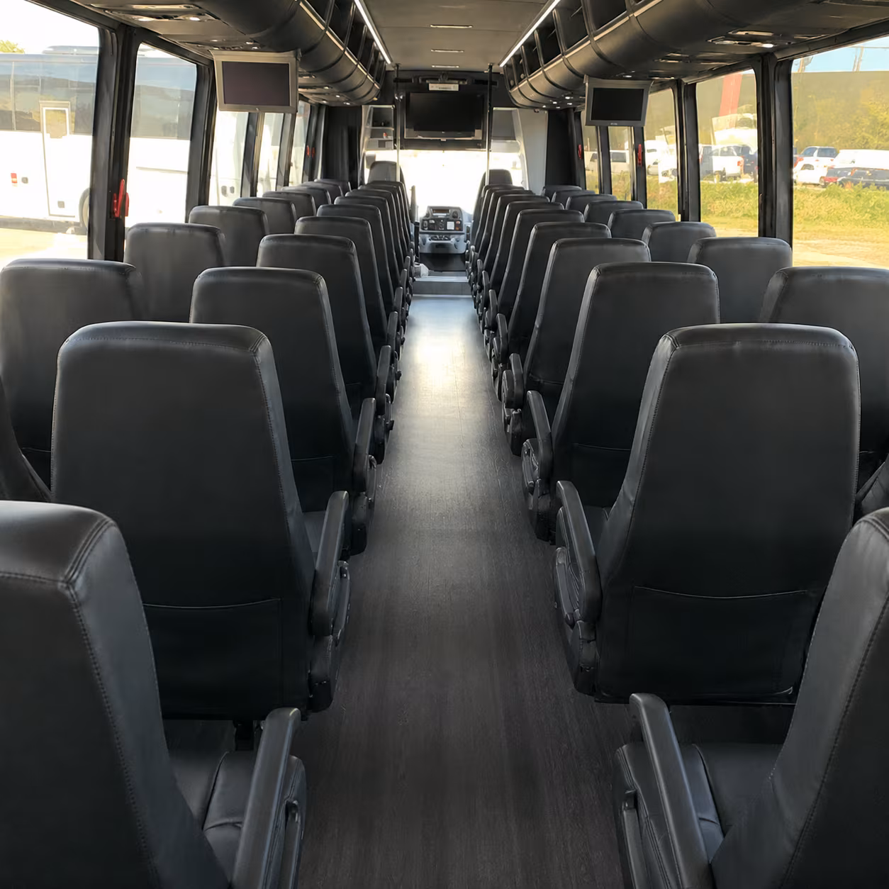 plantation set up employee shuttles for plantation businesses