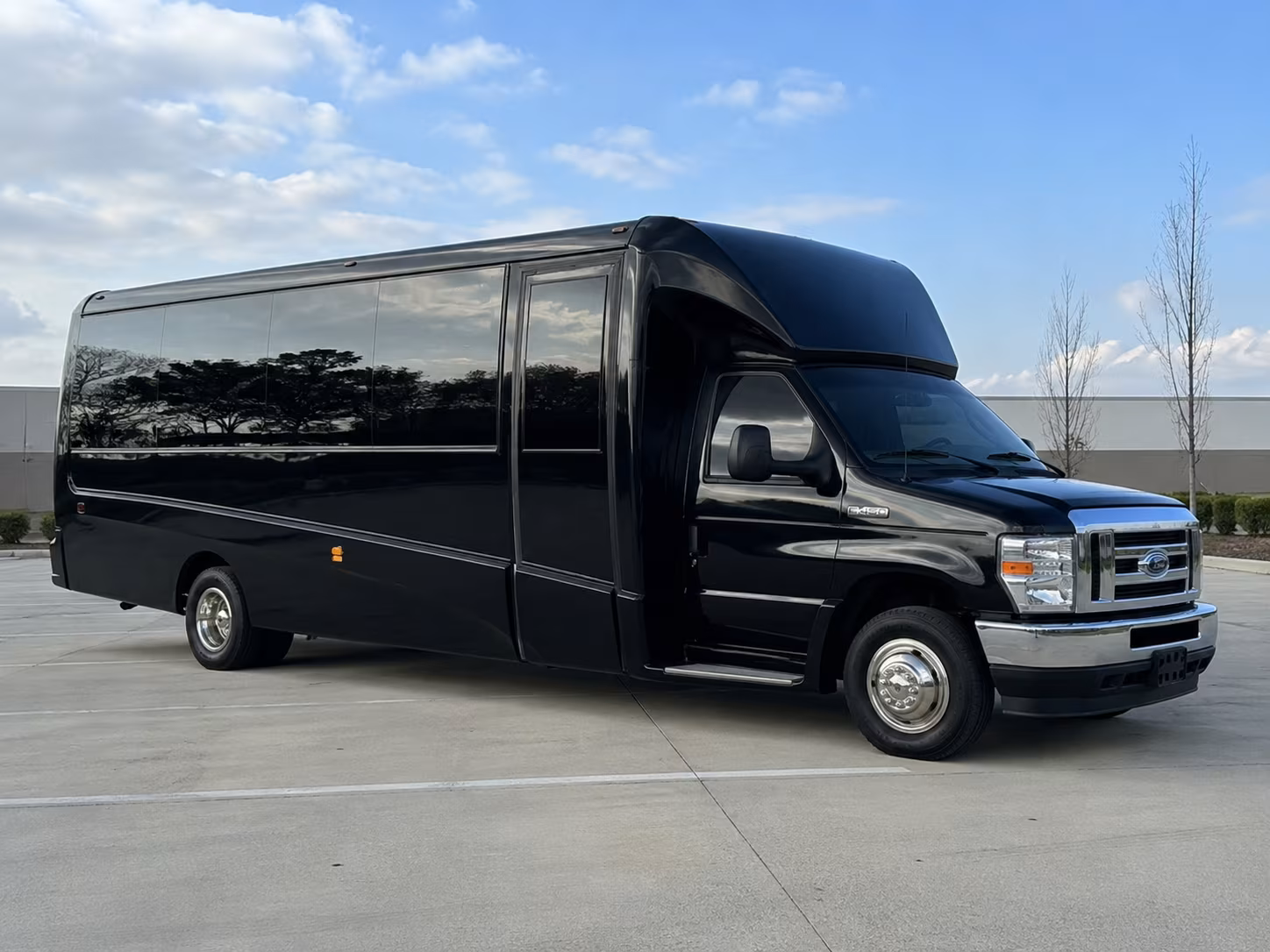 what makes aventuracharterbuscompany com the smart way to find prom transportation in aventura