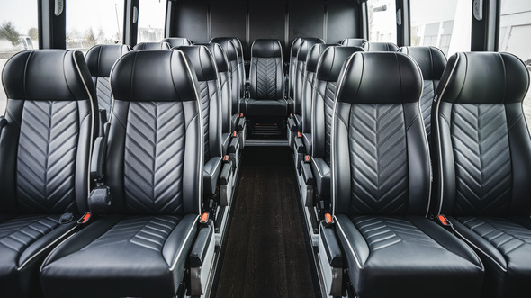 28 passenger minibus rental coral springs